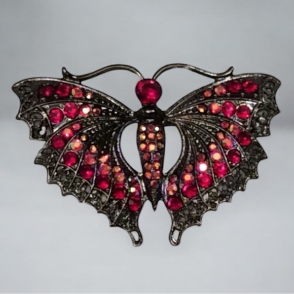 Red CRYSTAL RHINESTONE Butterfly Brooch - Picture 2 of 10